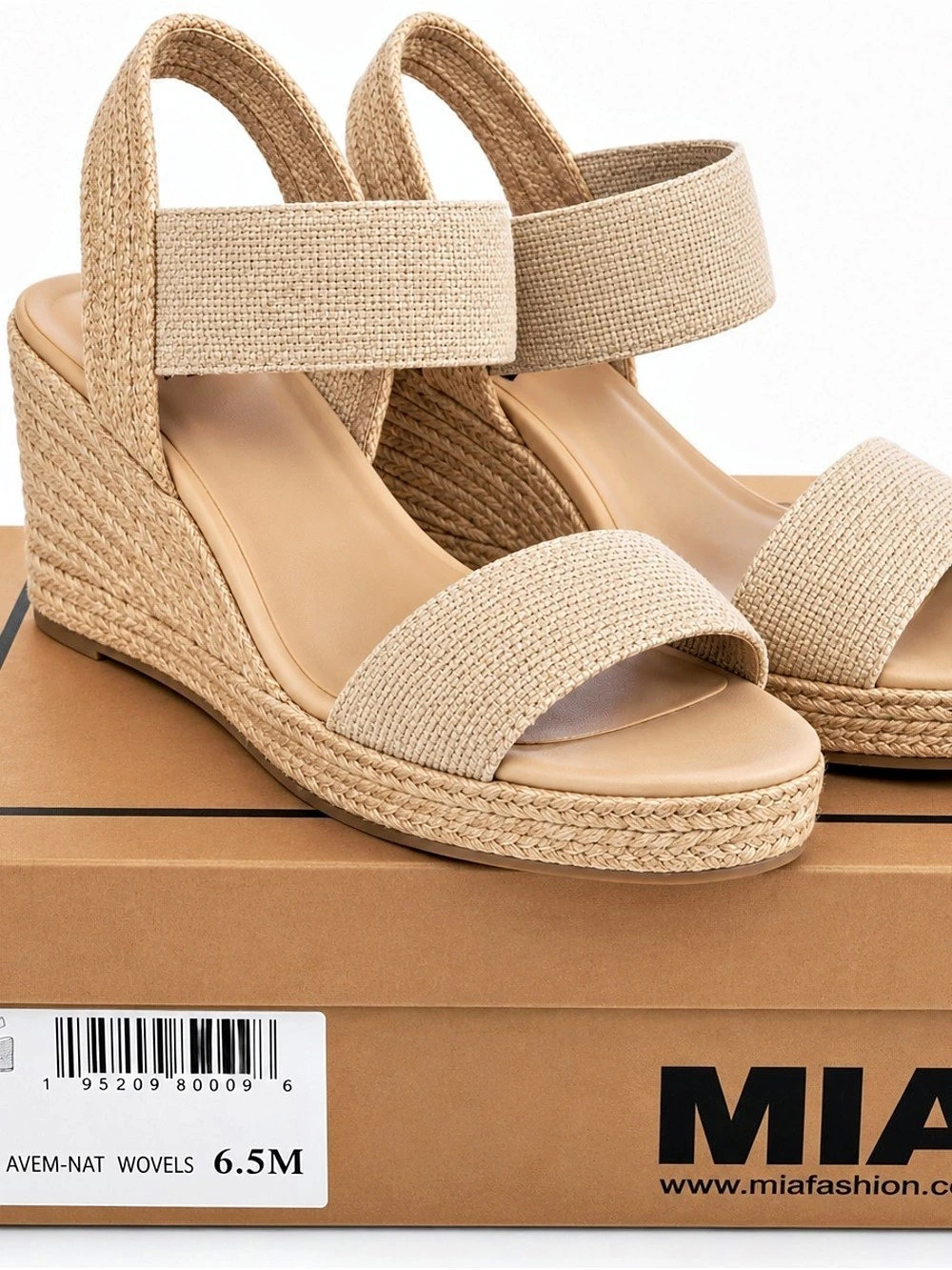 Mia Wedge Sandals in Beige US 6.5 M Like New